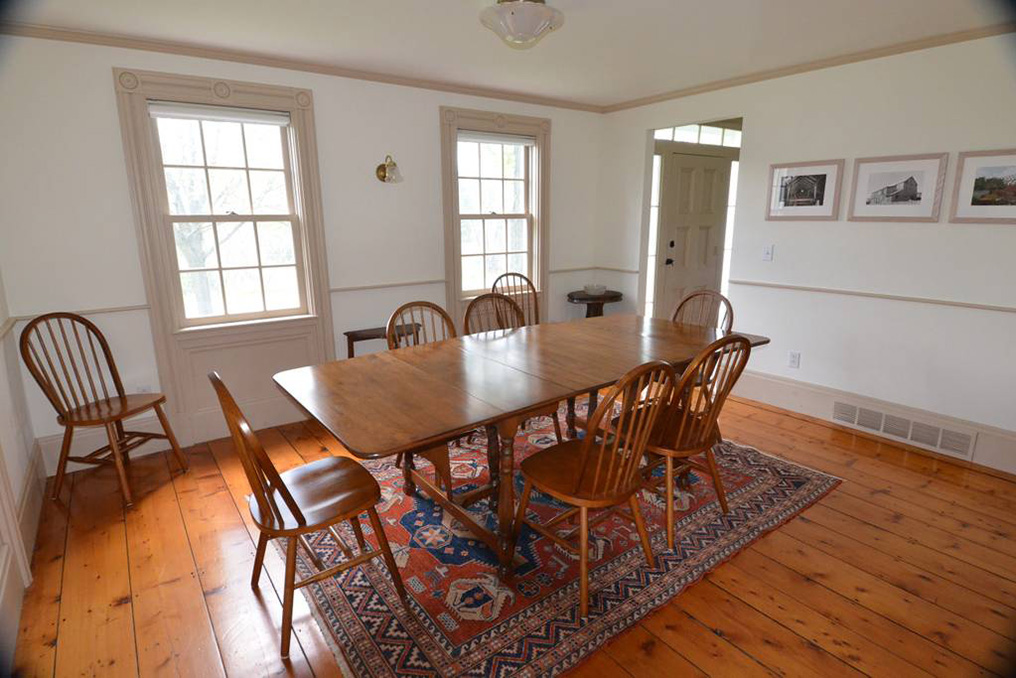 White Oak House – Dining Room